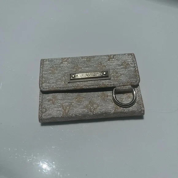 LOUIS VUITTON MINI LIN SHINE MONOGRAM WALLET - Picture 6 of 15